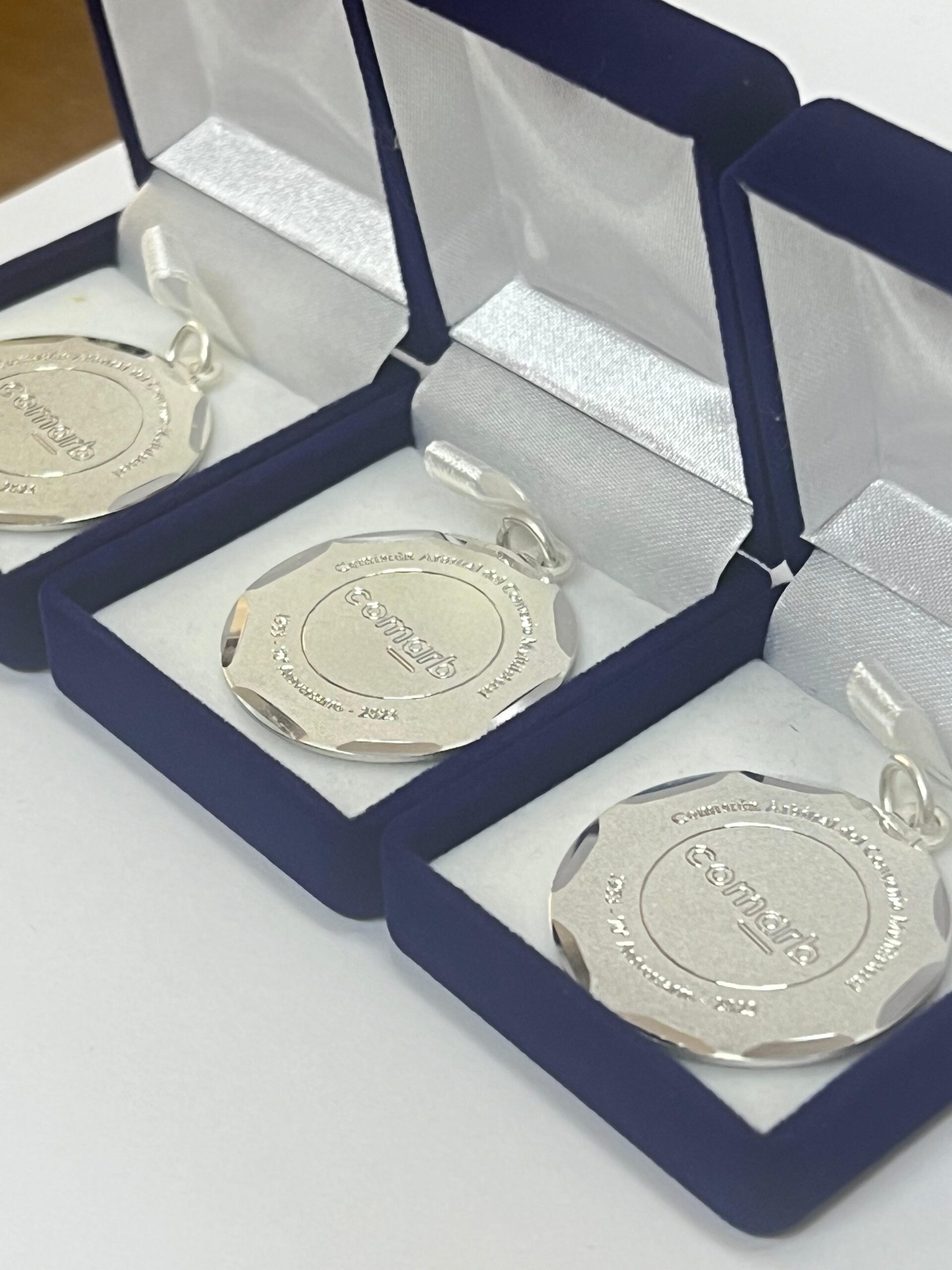 Medallas para Grabar Linea Fina Alpaca - Imagen 4