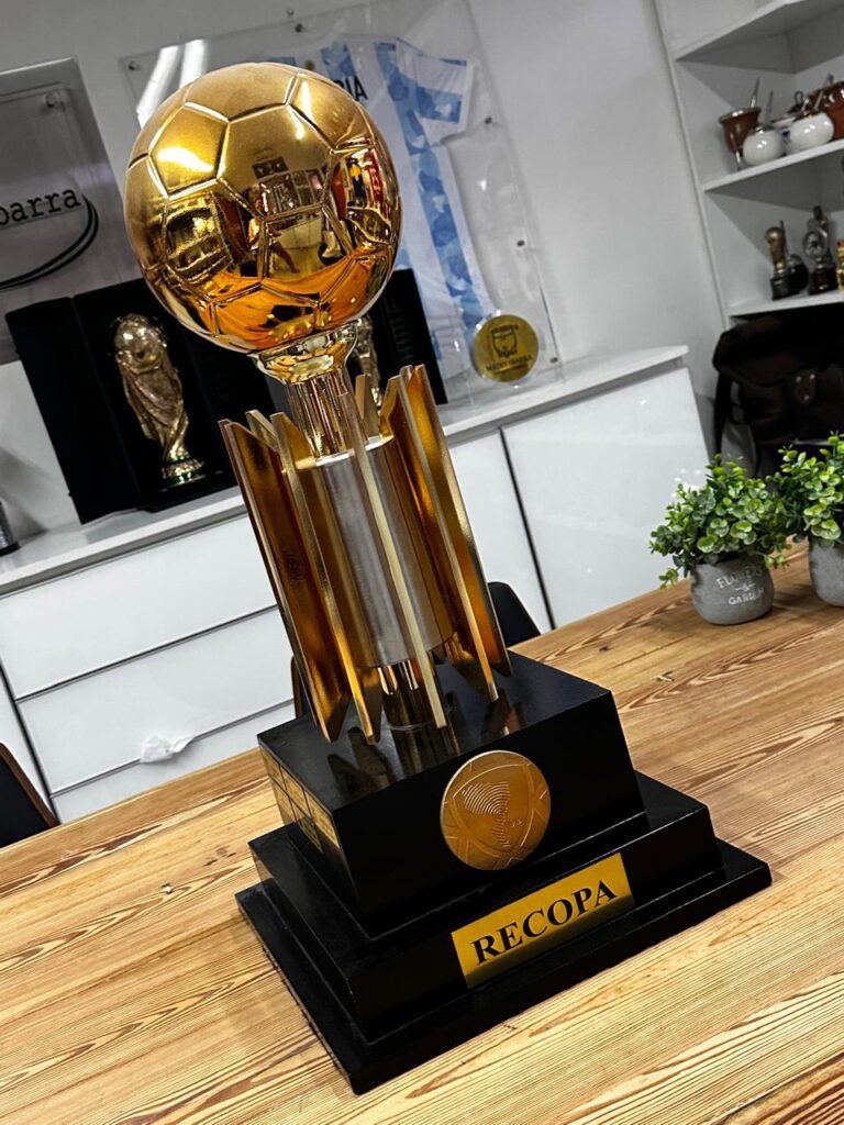 Copa RECOPA CONMEBOL - Réplica Exclusiva - Medallas Ibarra